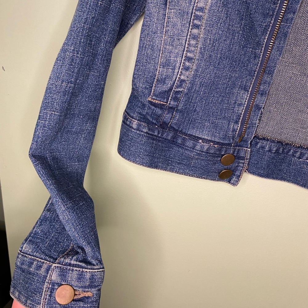 Jean Jacket - Picture 5 of 5